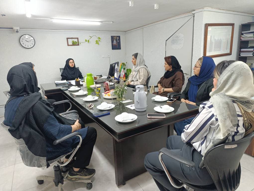 دبیرستان غیردولتی دخترانه پرتو دانش