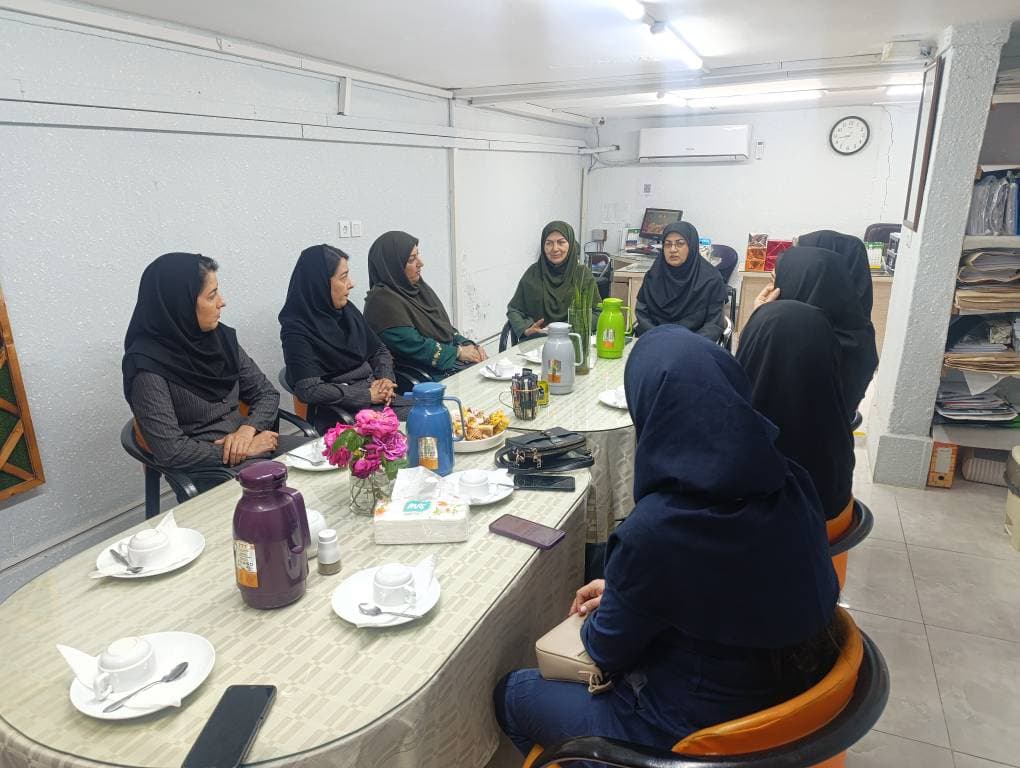 دبیرستان غیردولتی دخترانه پرتو دانش