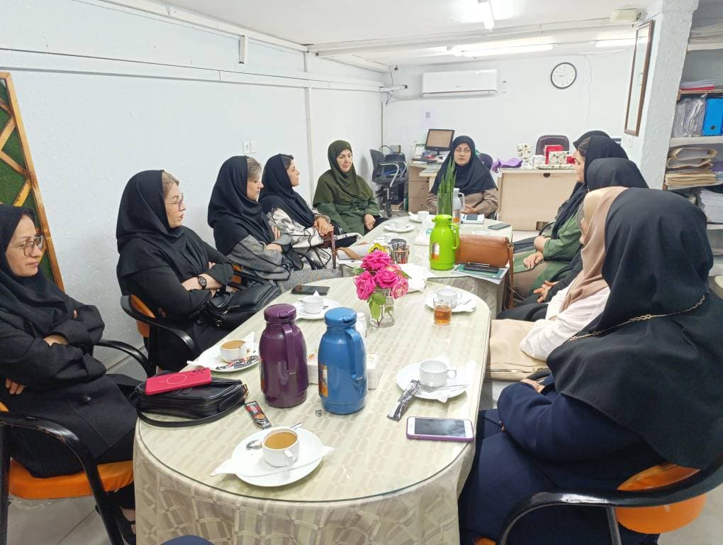 دبیرستان غیردولتی دخترانه پرتو دانش