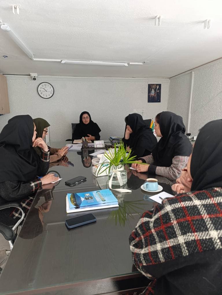 دبیرستان غیردولتی دخترانه پرتو دانش
